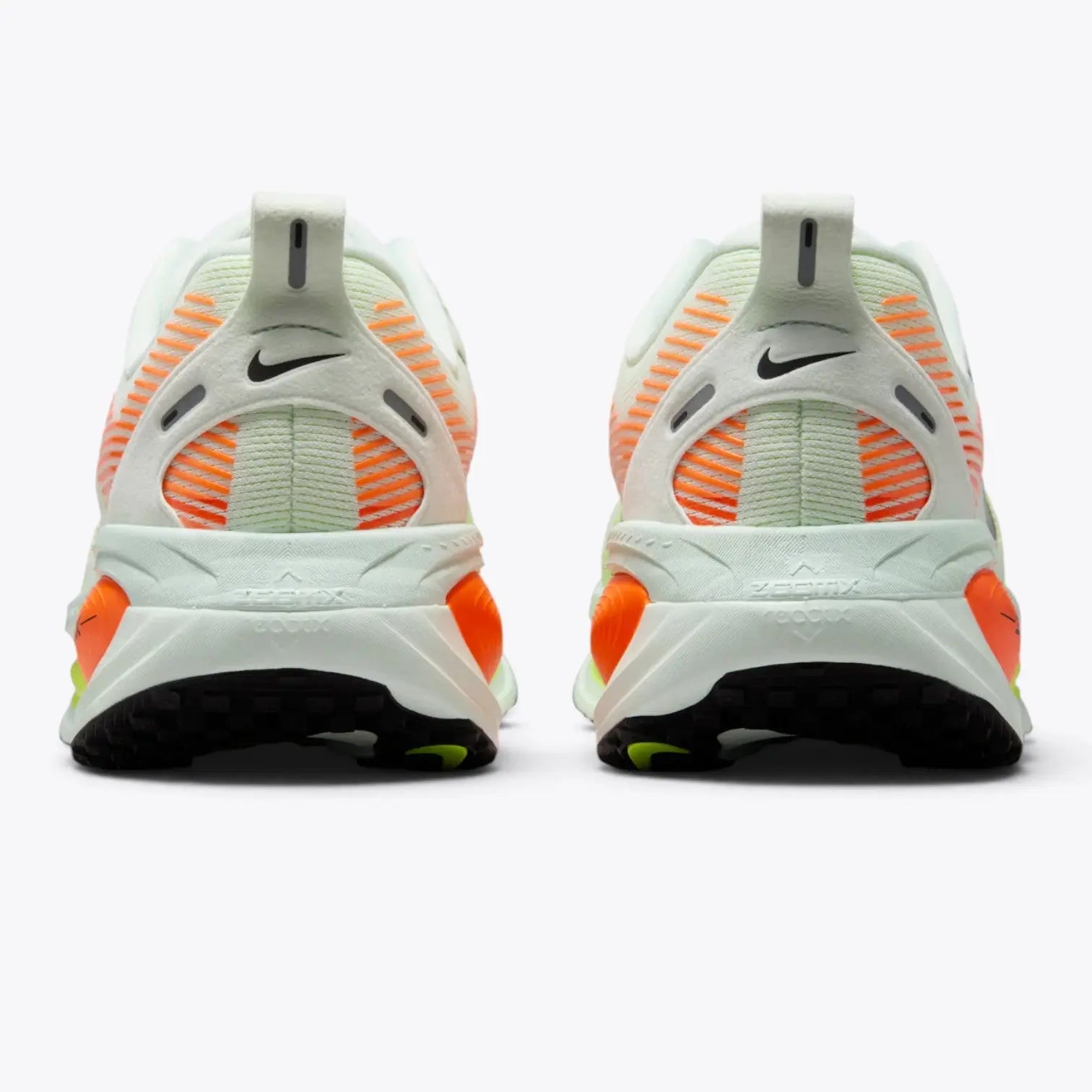 Nike Vomero 18 Barely Green Hyper Crimson