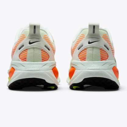 Nike Vomero 18 Barely Green Hyper Crimson
