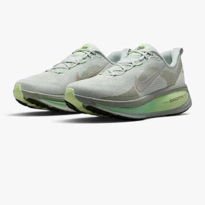Nike Vomero 18 Light Silver College Grey Barely Volt