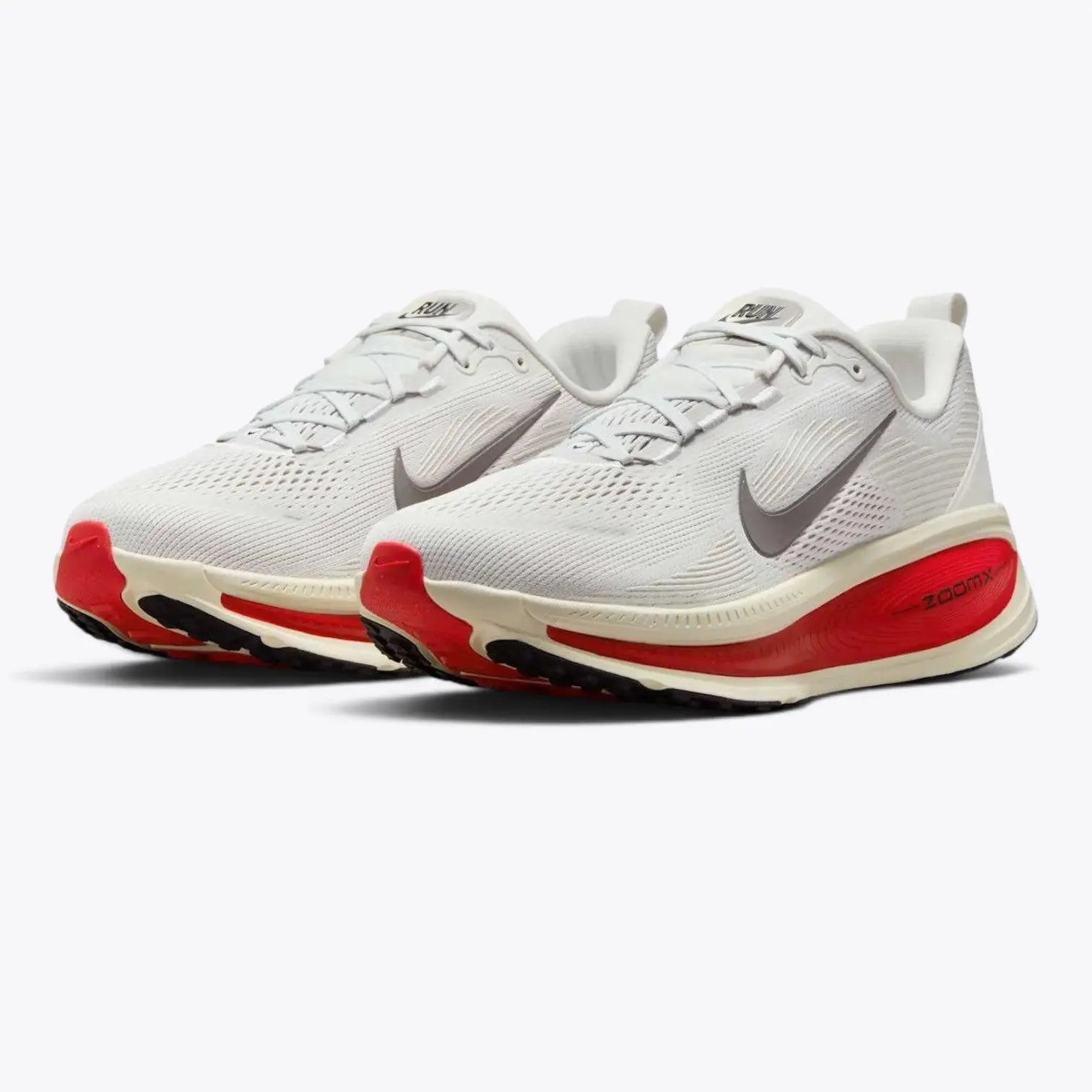Nike Vomero 18 Platinum Tint Siren Red