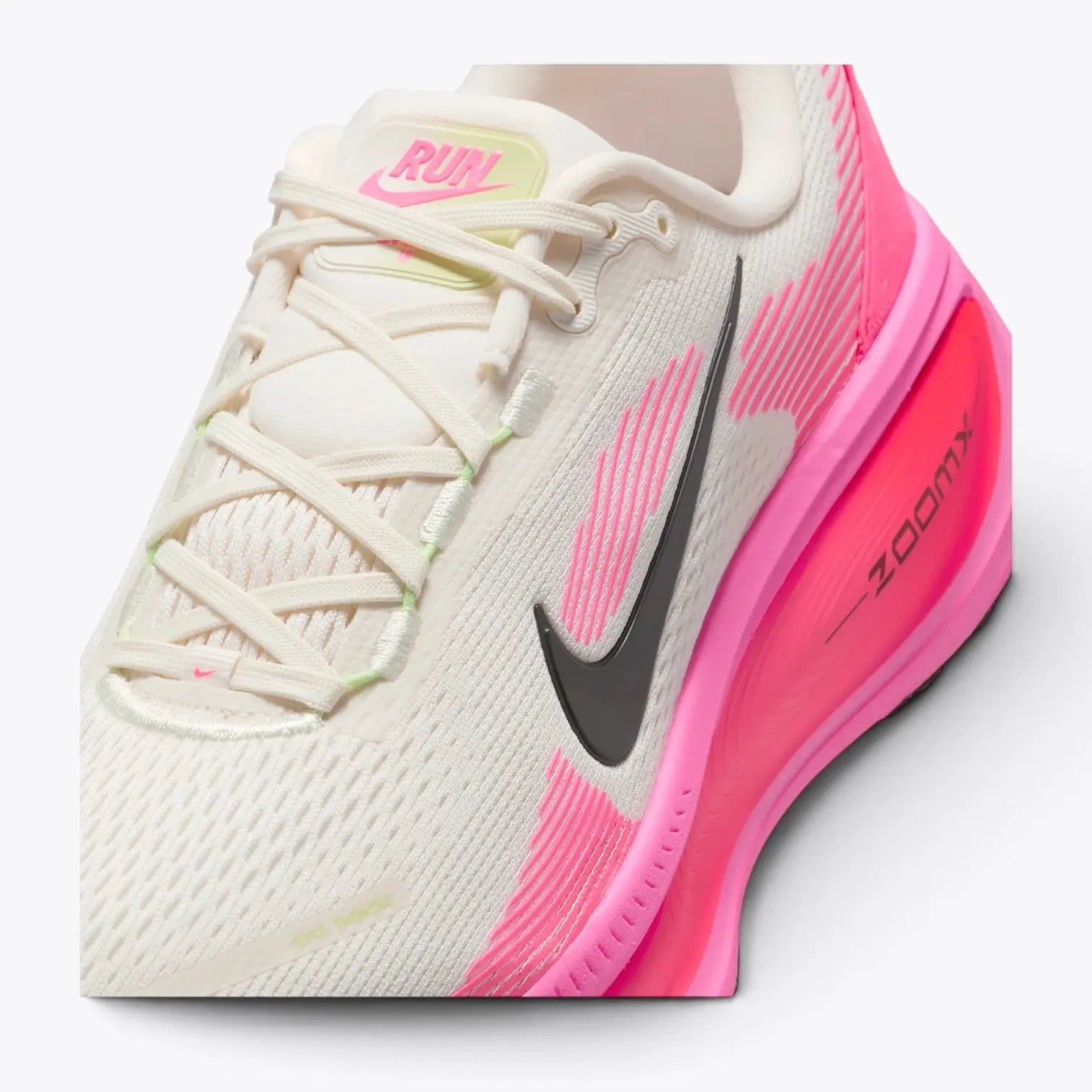 Nike Vomero 18 Sail Hyper Pink