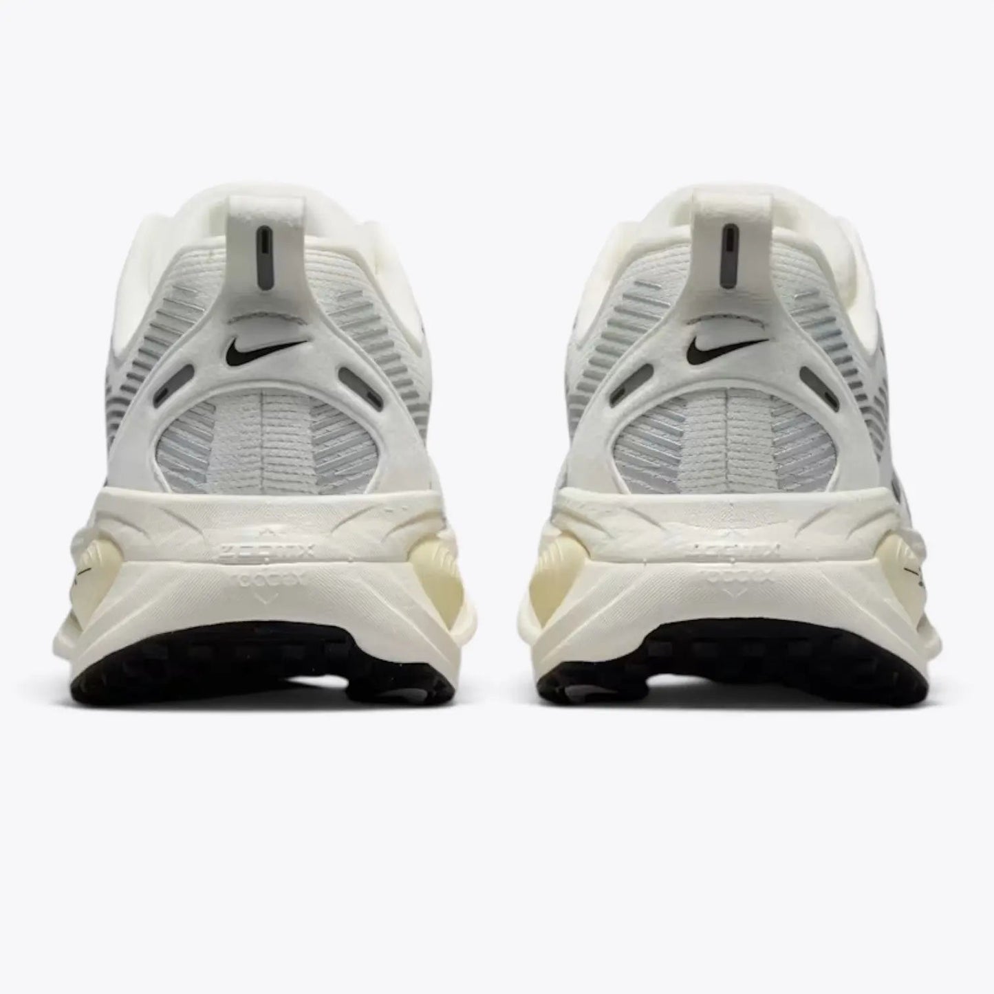 Nike Vomero 18 Summit White Coconut Milk