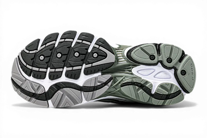 Saucony ProGrid Omni 9 Fabricated Future White Multi